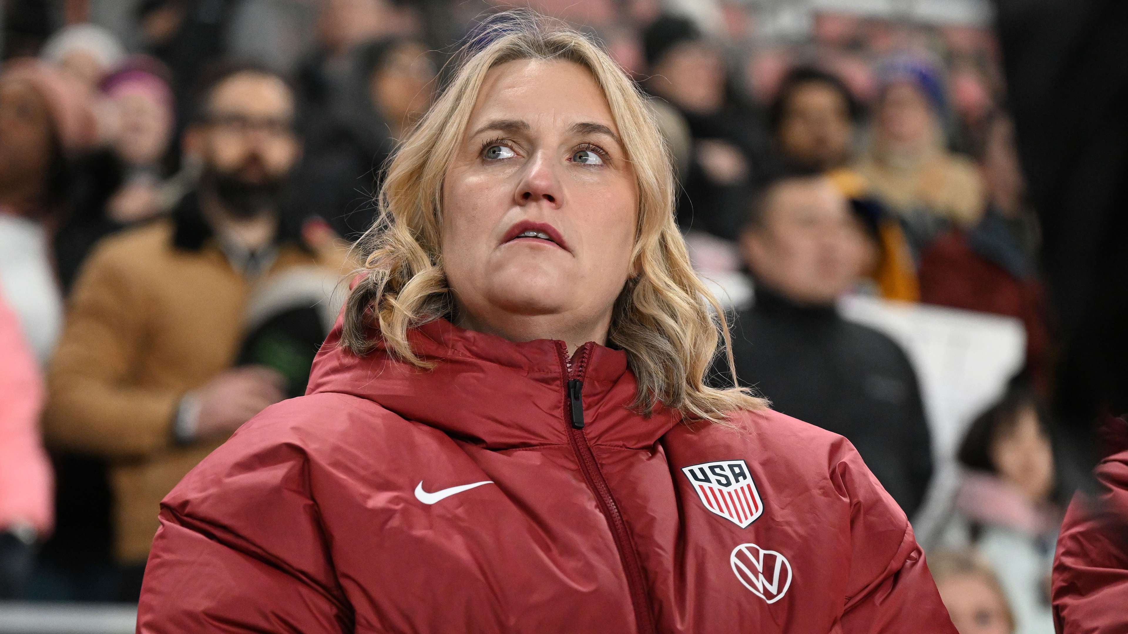 尤其是在主 尤其是在主